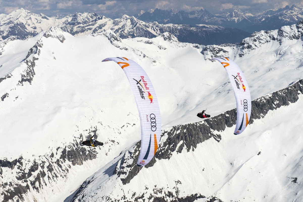 Participant flies during the Red Bull X-Alps preparations in Mayrhofen, Austria on june 03, 2019