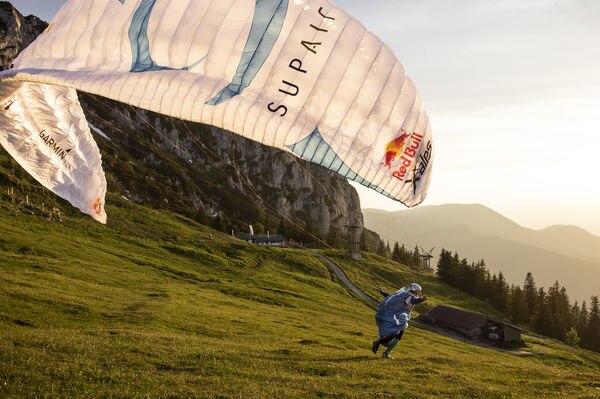 Kinga Masztalerz (NZL2) Kinga Masztalerz (NZL2) launches during the Red Bull X-Alps in Aschau im Chiemgau, Germany on June 17, 2019 © zooom / Honza Zak