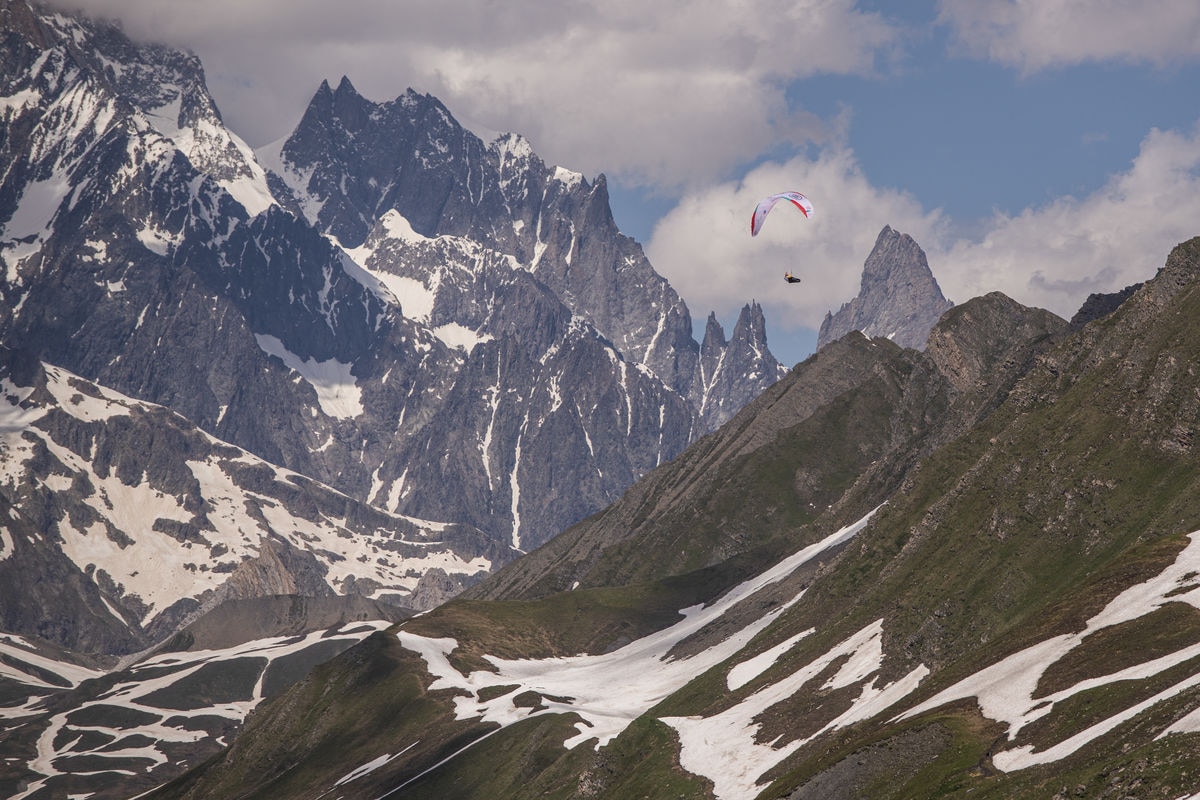 Chrigl Maurer (SUI1) performing during the Red Bull X-Alps at the Mt Blanc / France on 26-June-2021. In this endurance adventure race athletes from 18 nations have to fly with paragliders or hike from Salzburg along the alps towards France, around the Mont Blanc back to Salzburg.