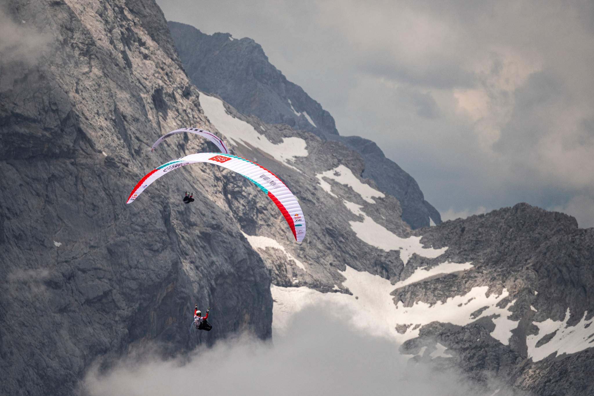 Patrick von Känel (SUI2) and Benoit Outters (FRA2) race at the Zugspitze prior to the Red Bull X-Alps, Germany on June 22, 2021.