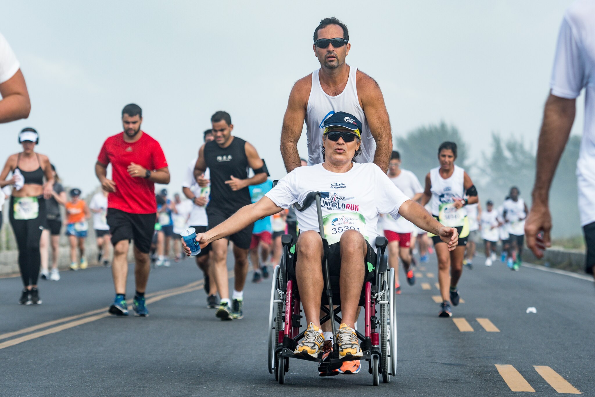 Participants perform during the Wings for Life World Run in Rio de Janeiro, Brazil on May 6, 2018. // Marcelo Maragni for Wings for Life World Run // SI201805060826 // Usage for editorial use only //